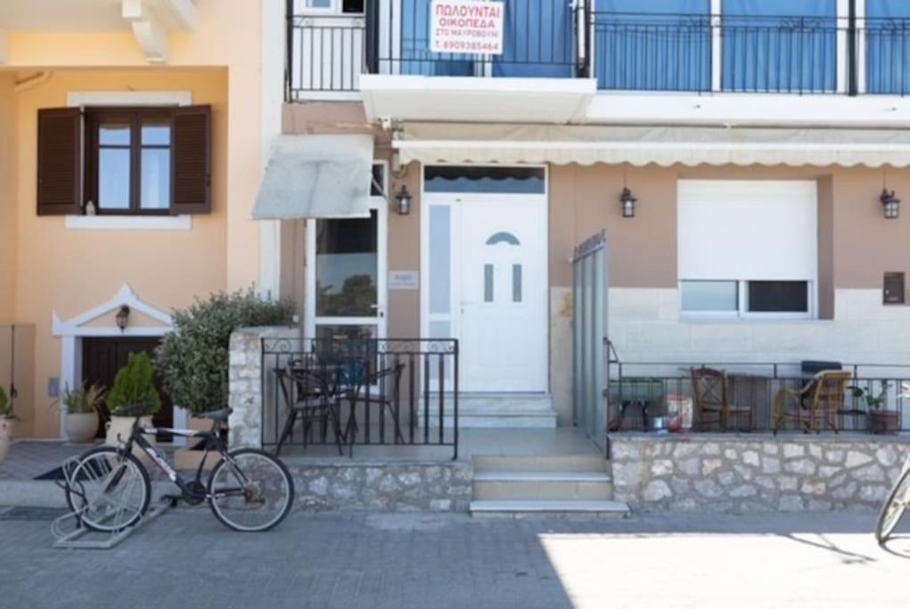 Aigli Guest House Gythio Exterior photo
